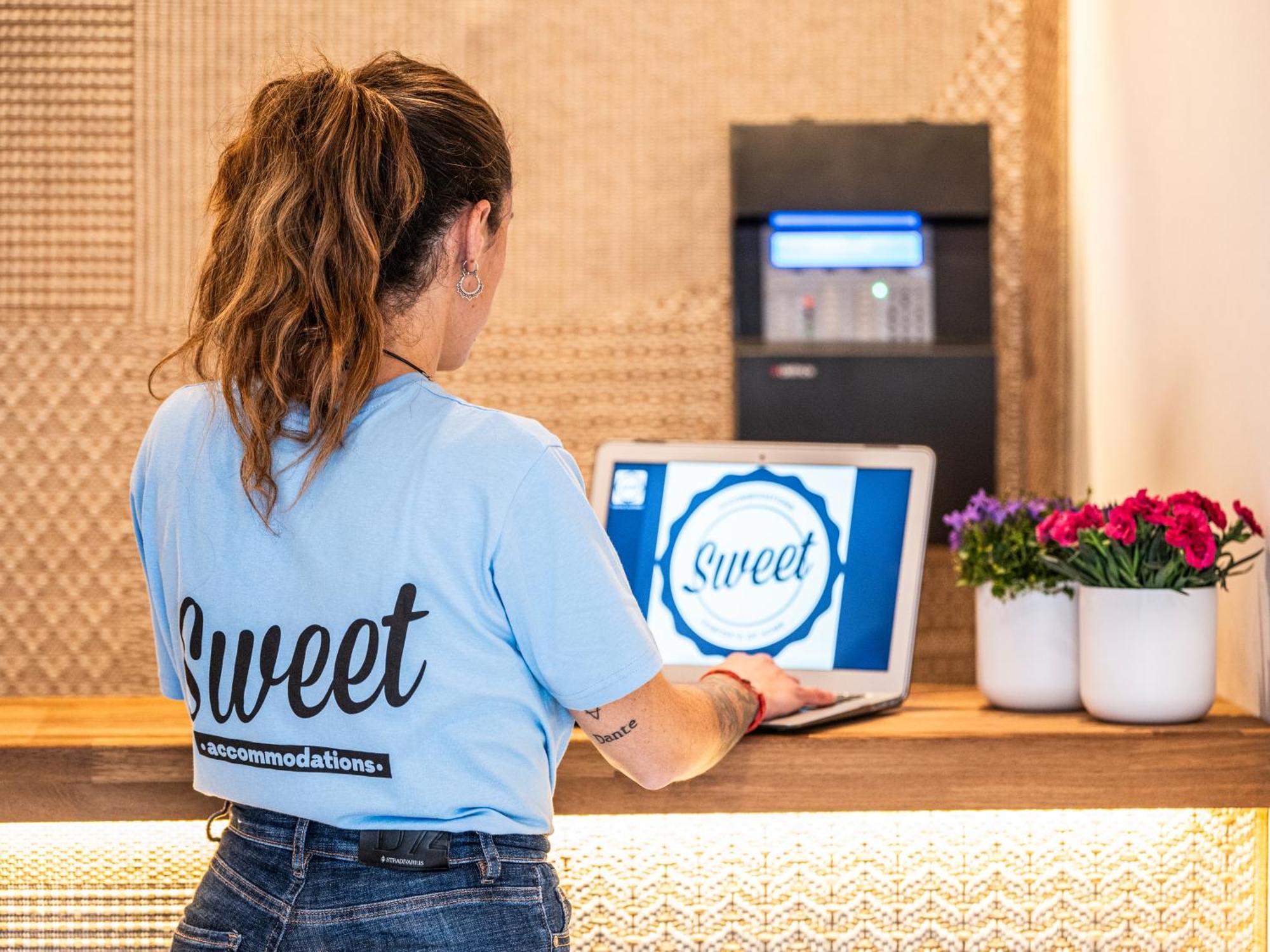 Sweet Lloret Suites Lloret de Mar Esterno foto