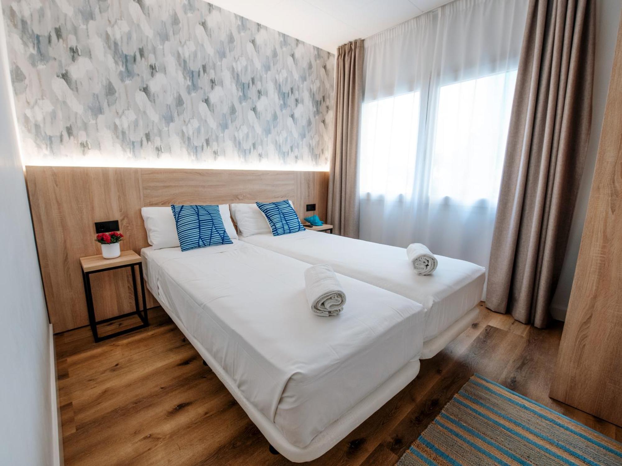 Sweet Lloret Suites Lloret de Mar Esterno foto